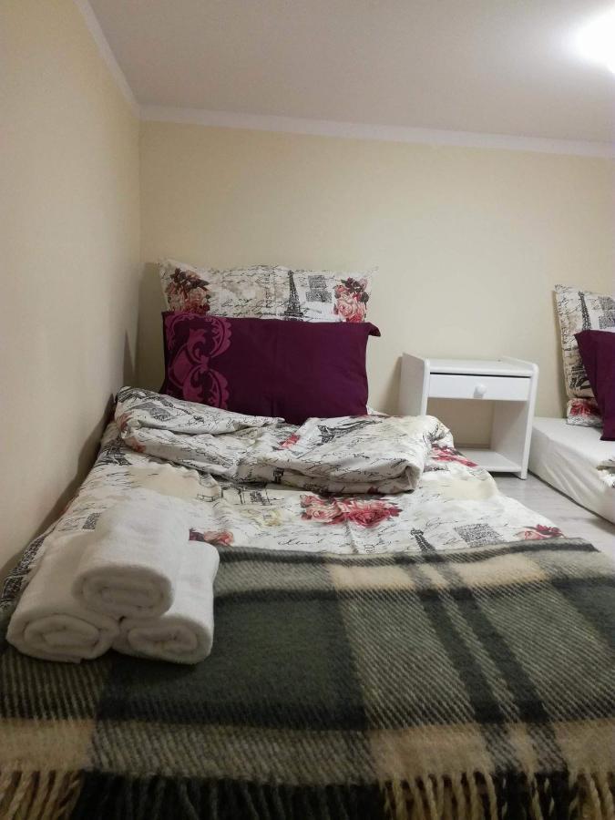 Bed and Breakfast DobraNoc Lodž Exteriér fotografie